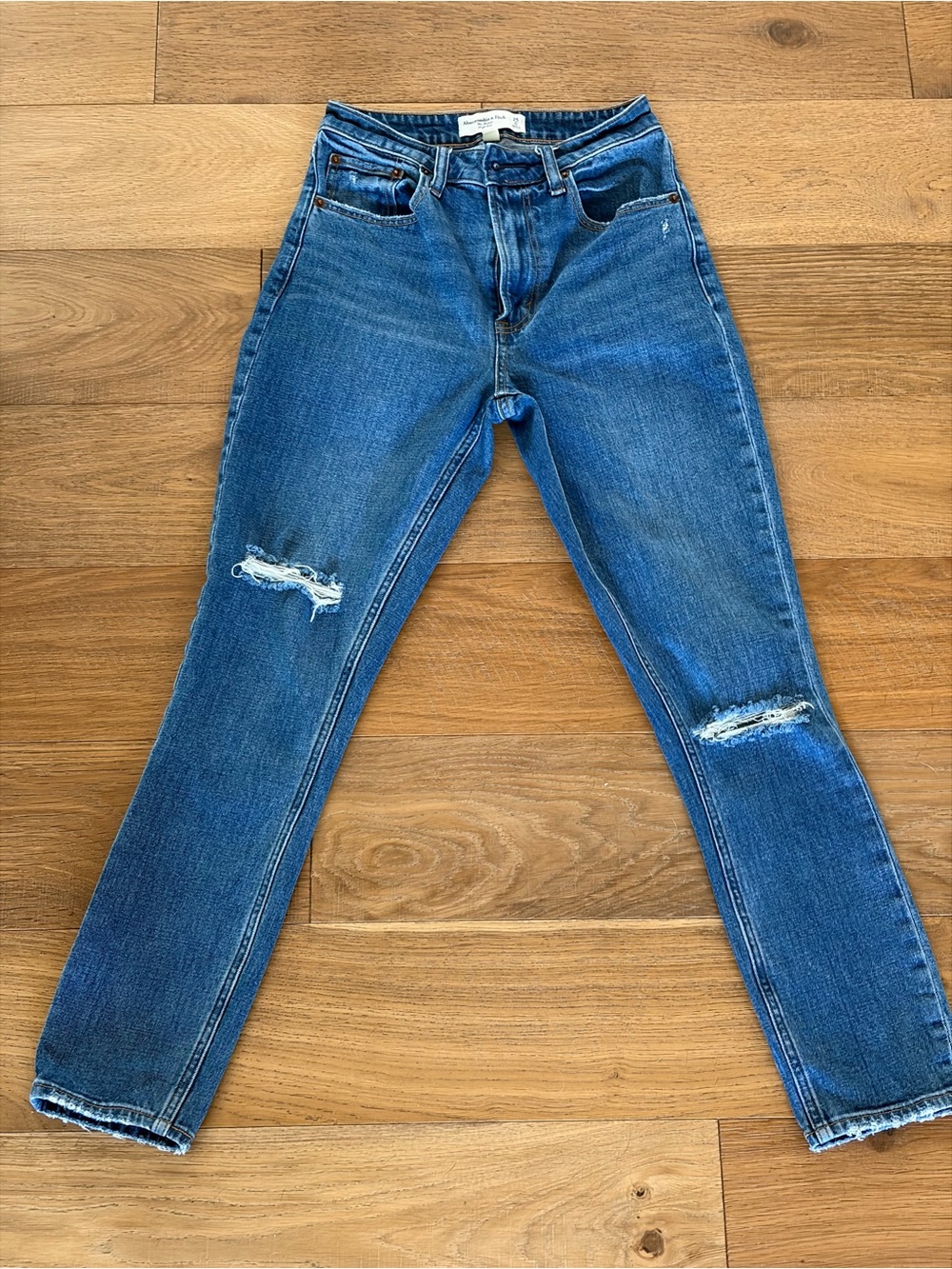 Abercrombie & Fitch Women's Distressed Skinny Blue Jeans